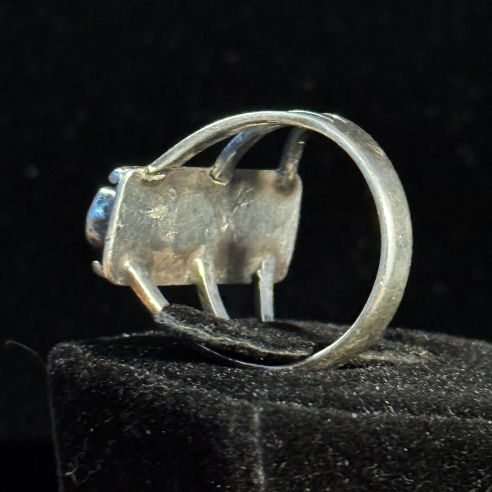 Vintage Native American Turquoise Sterling Silver Ring - Picture 6 of 6